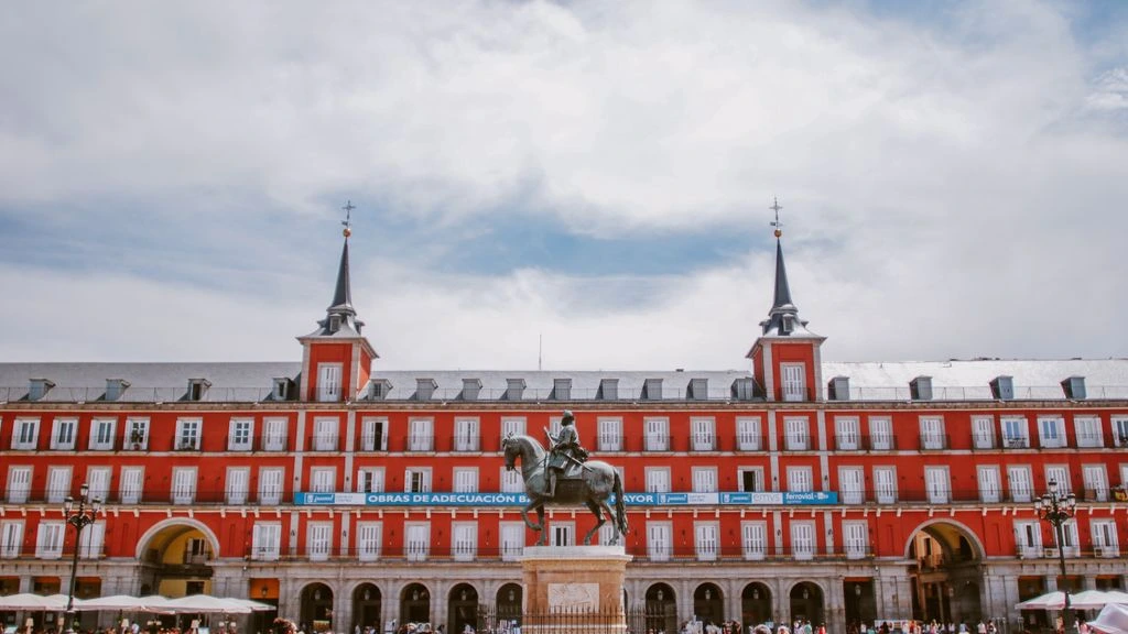 Plaza Mayor de Madrid al atardecer